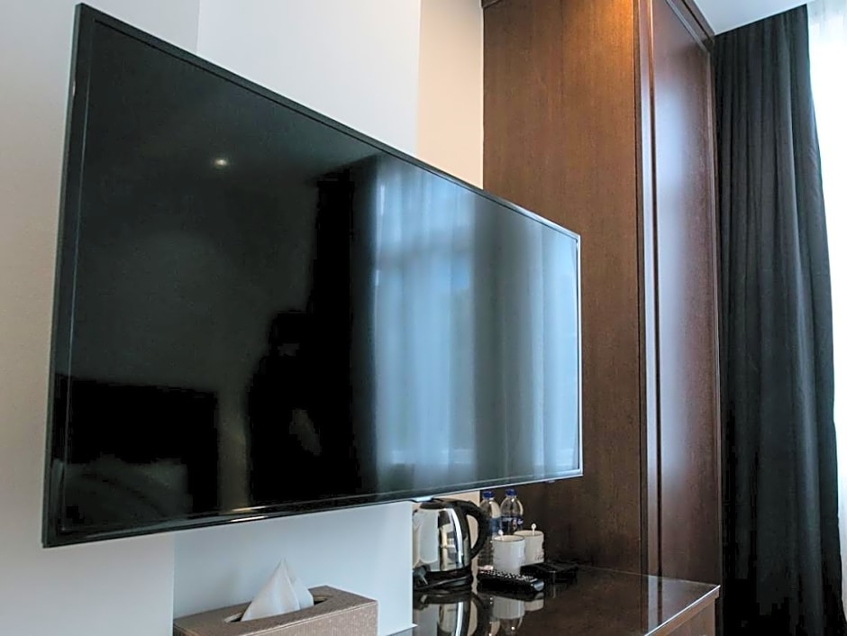 Belllo Hotel Jb Central