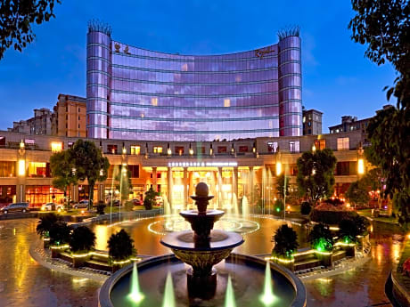 Royal International Hotel