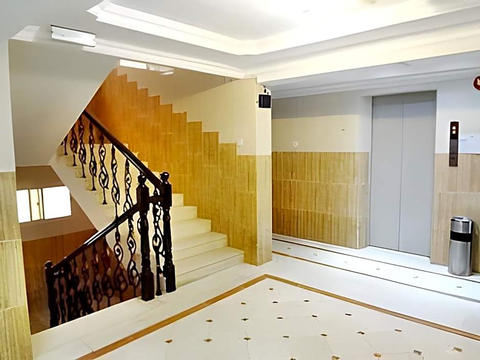 Gulf Hotel Apartments