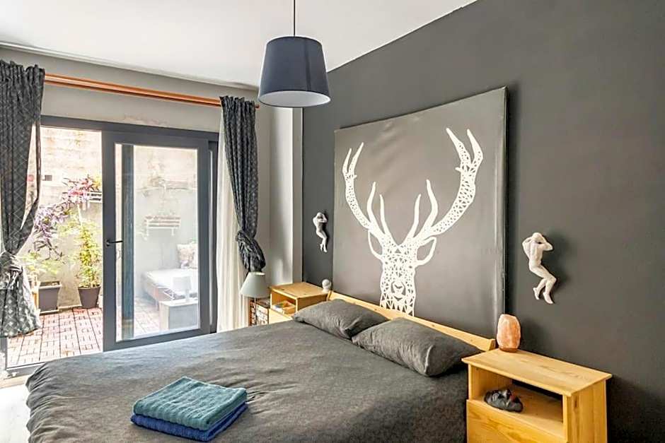 Konak, Tarihi asansöre yakın Tüm daire