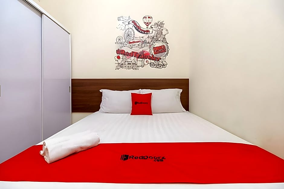 RedDoorz @ Tanjung Duren