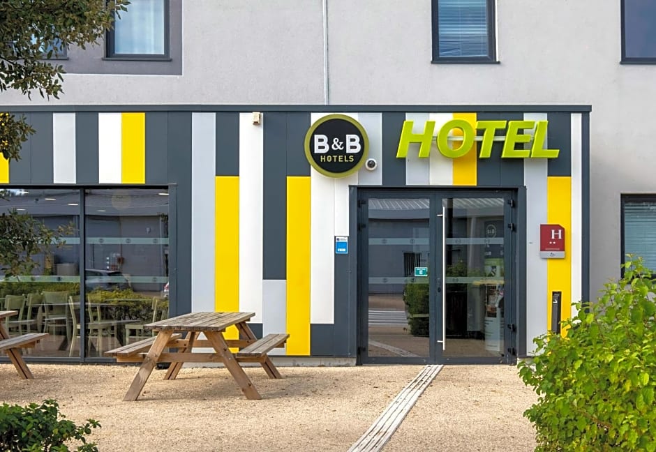 B&B HOTEL Niort Marais Poitevin