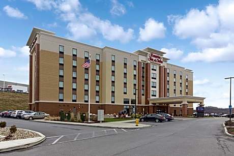 Hampton Inn By Hilton & Suites Morgantown / University Town Centre