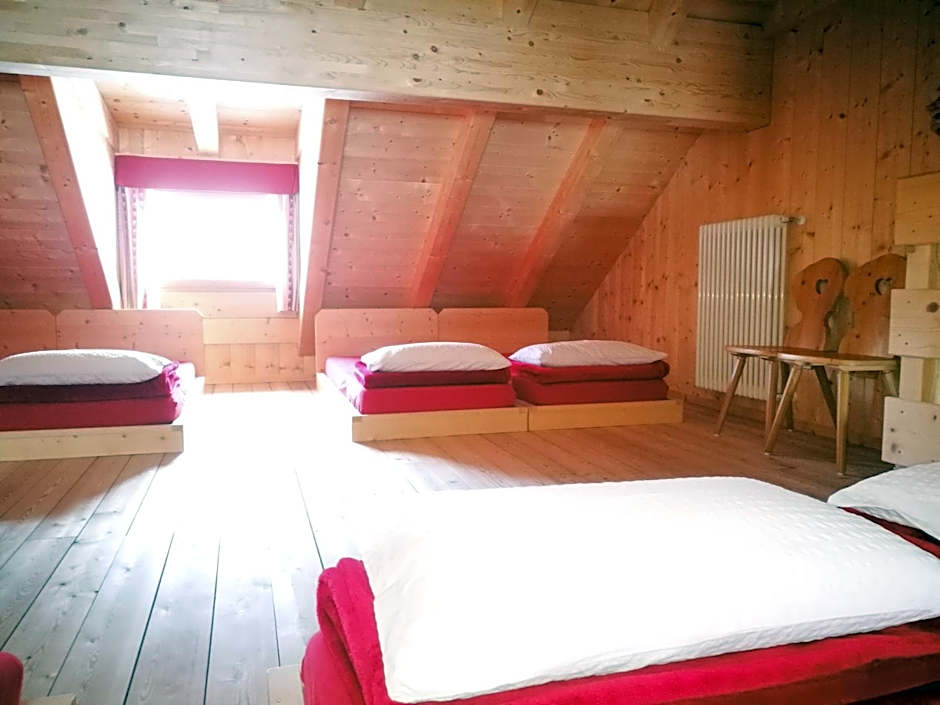 Rifugio Stella Alpina Spiz Piaz per escursionisti