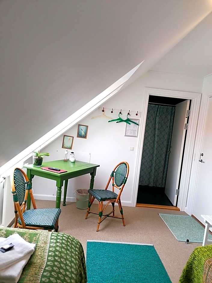 Femmasteren Hotel & Hostel