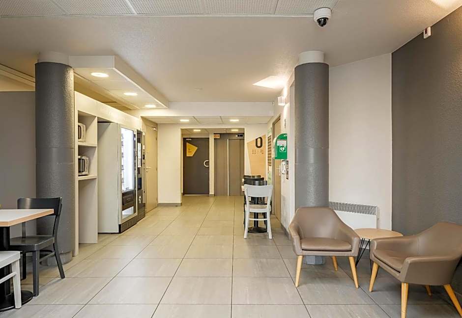 B&B HOTEL Calais Centre St Pierre