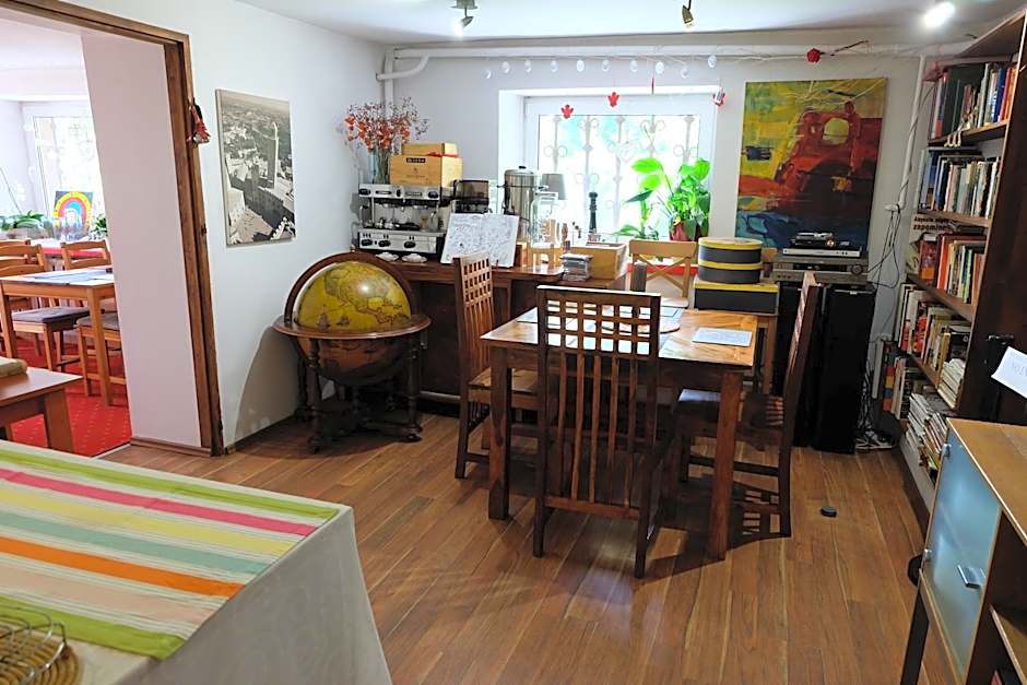 Willa Pod Aniołem - Pokoje Gościnne & Apartamenty z widokiem na góry