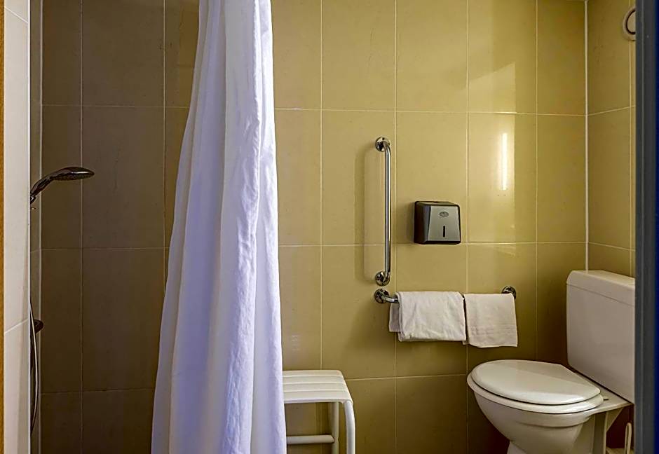 B&B HOTEL Bordeaux Mérignac Hôtel de Ville