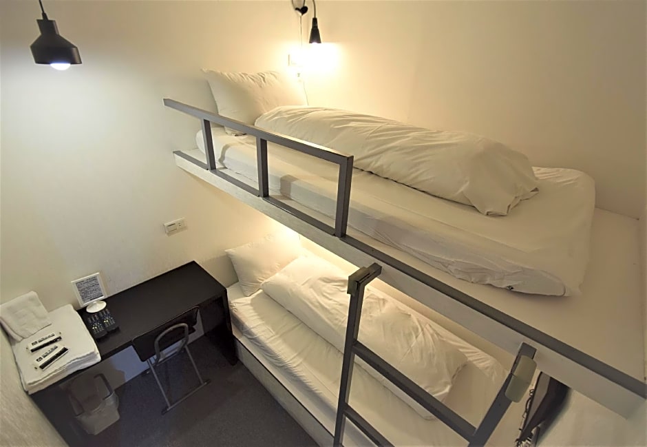 Inn Cube Taipei Main Station