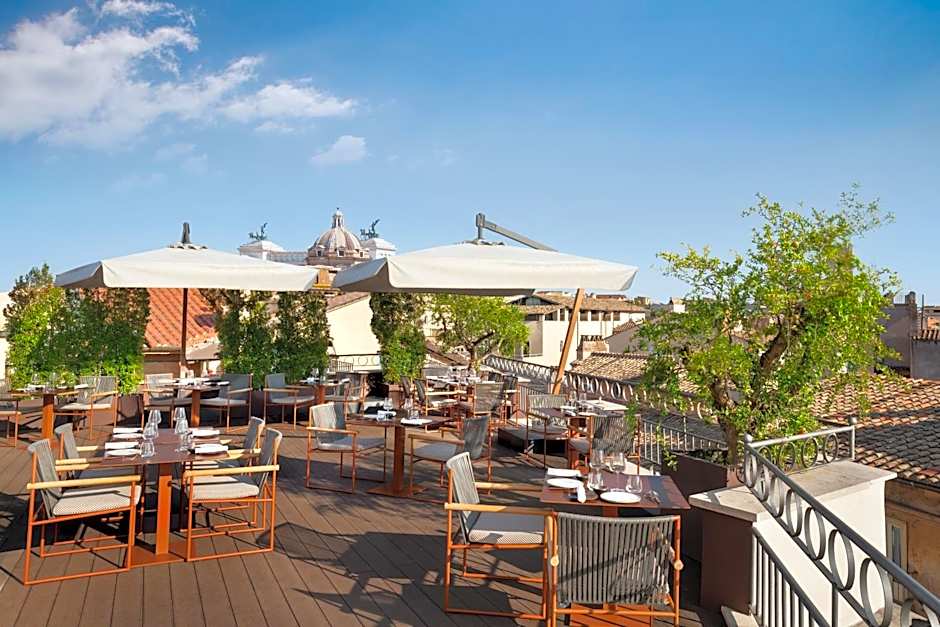 The Pantheon Iconic Rome Hotel, Autograph Collection by Marriott