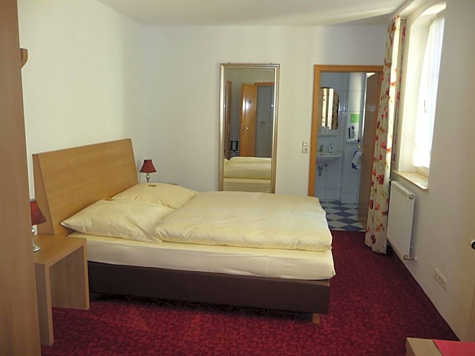 Boutiquehotel Goldene Rose - self-check-in