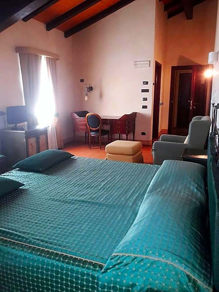 La Cantina Hotel Residence