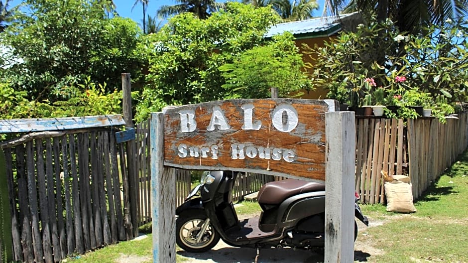 Balo Surf House