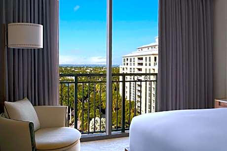 Residential One Bedroom Resort View Suite