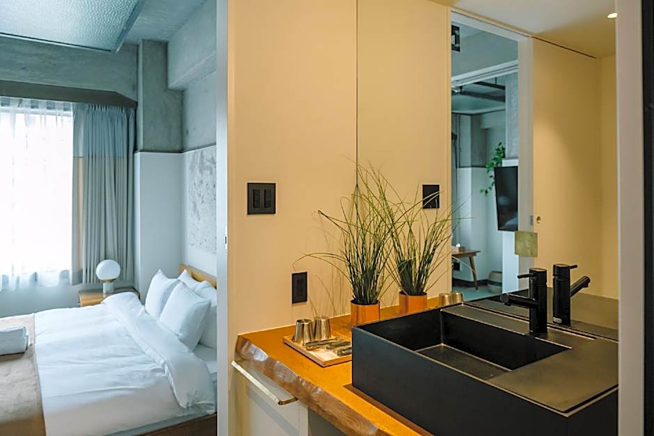 HOTEL Inc.