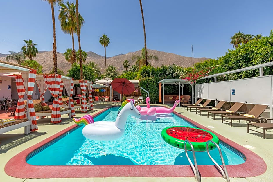 Float Palm Springs - Adults Only