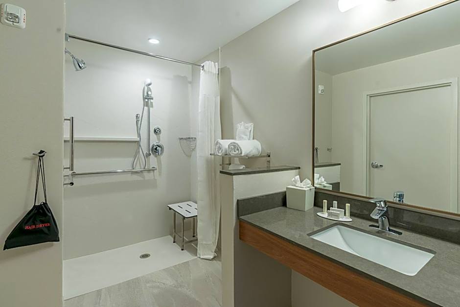 Fairfield Inn & Suites by Marriott Gainesville I-75