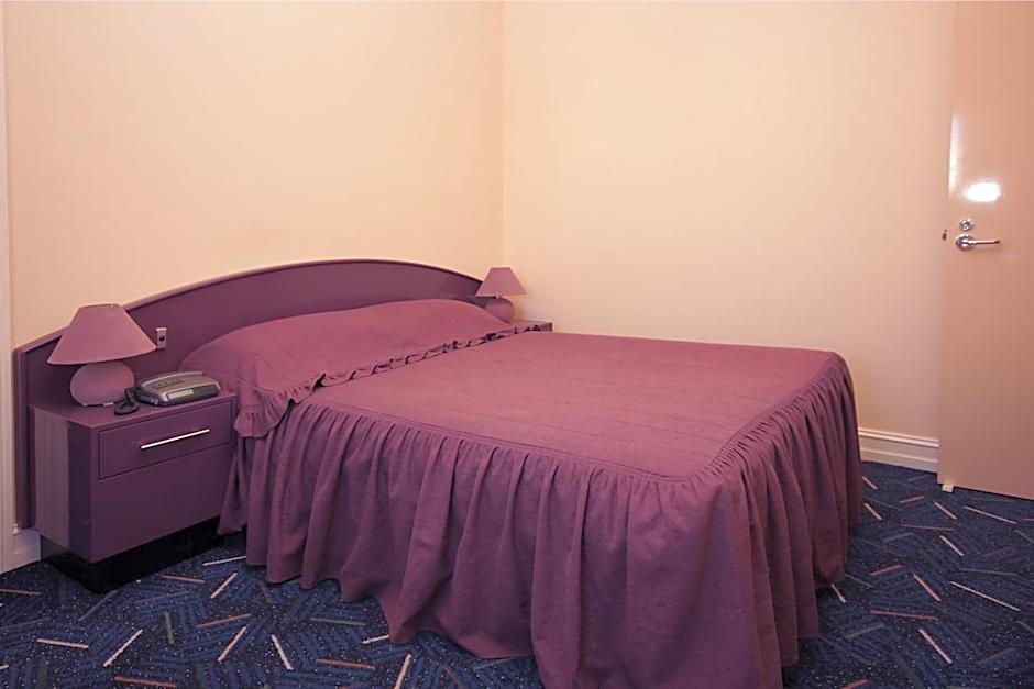 Mitchell River Tavern