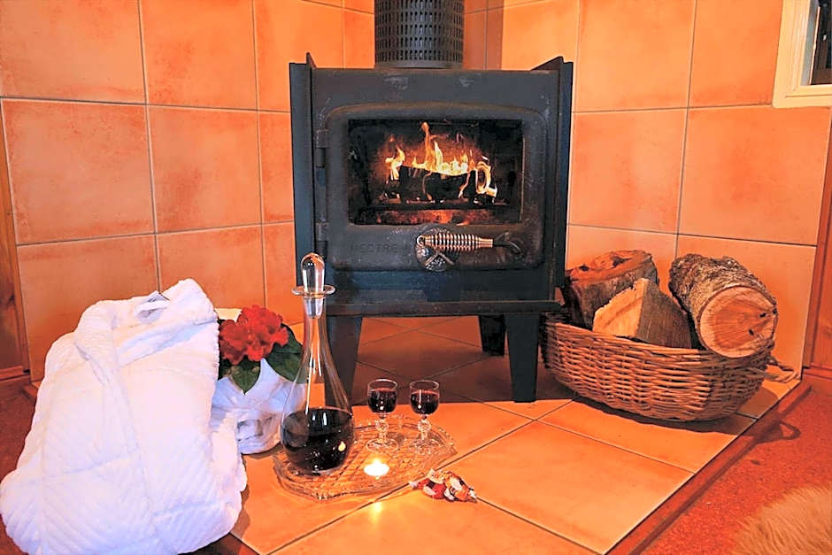 Montville Country Cabins