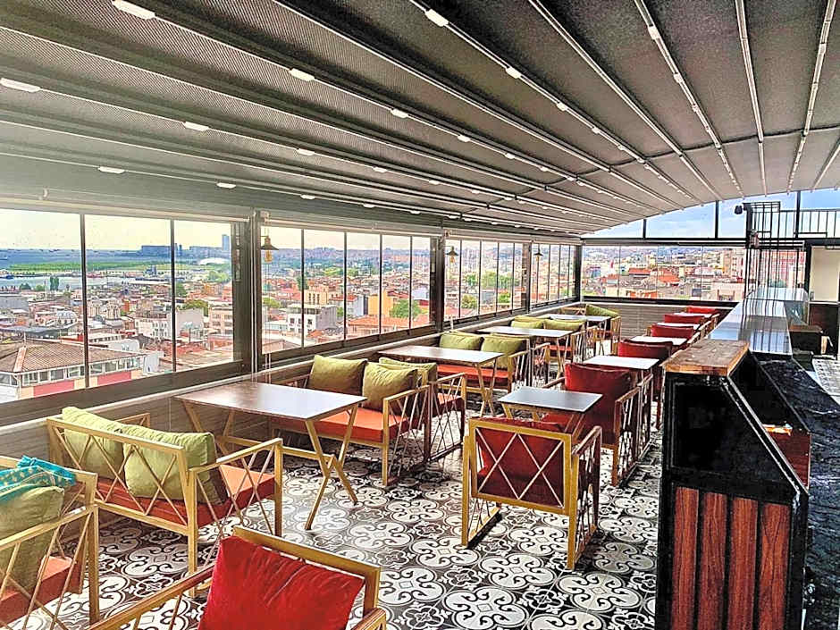 Grand Balyan Hotel & Restaurant