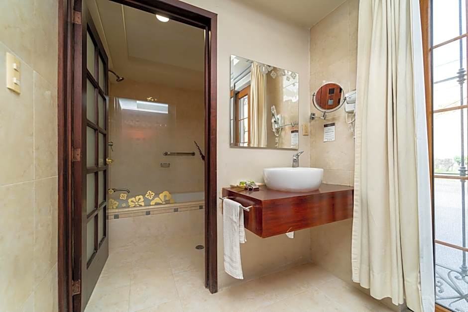 Casa de las Flores Hotel