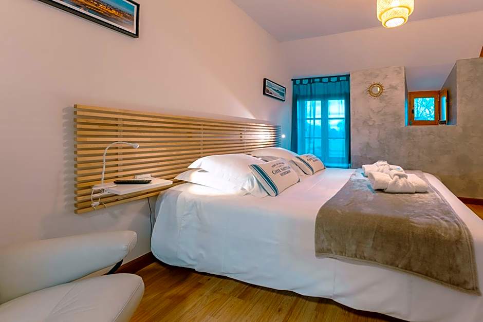 Photo 1 of 12 of Double Room