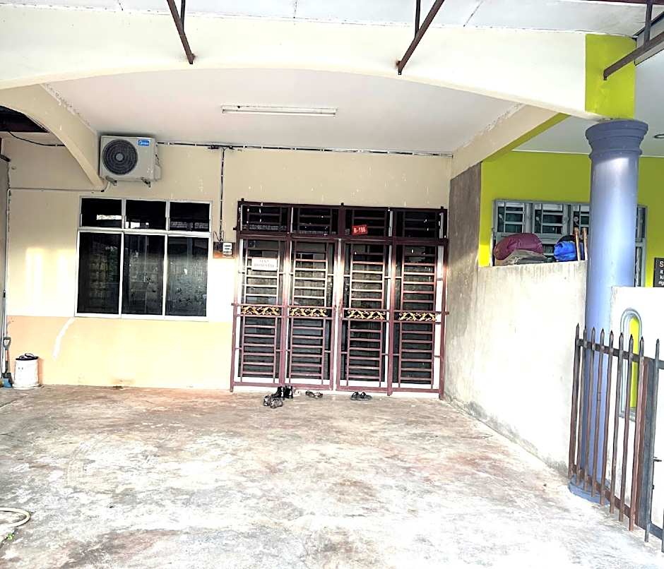 OYO Home 90492 Sena Homestay