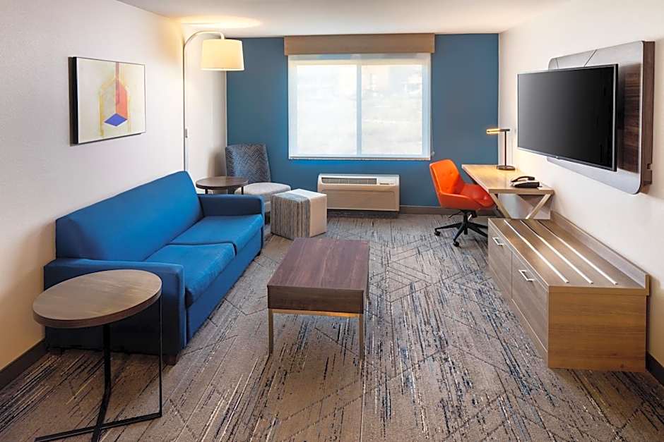 Holiday Inn Express and Suites Los Alamos Entrada Park By IHG