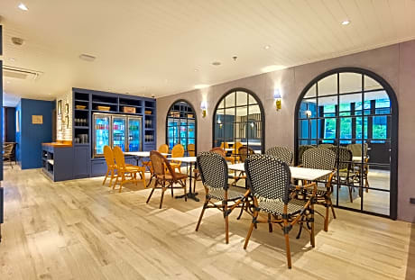 The Quartier Hotel Phrom Phong Thonglor by Compass