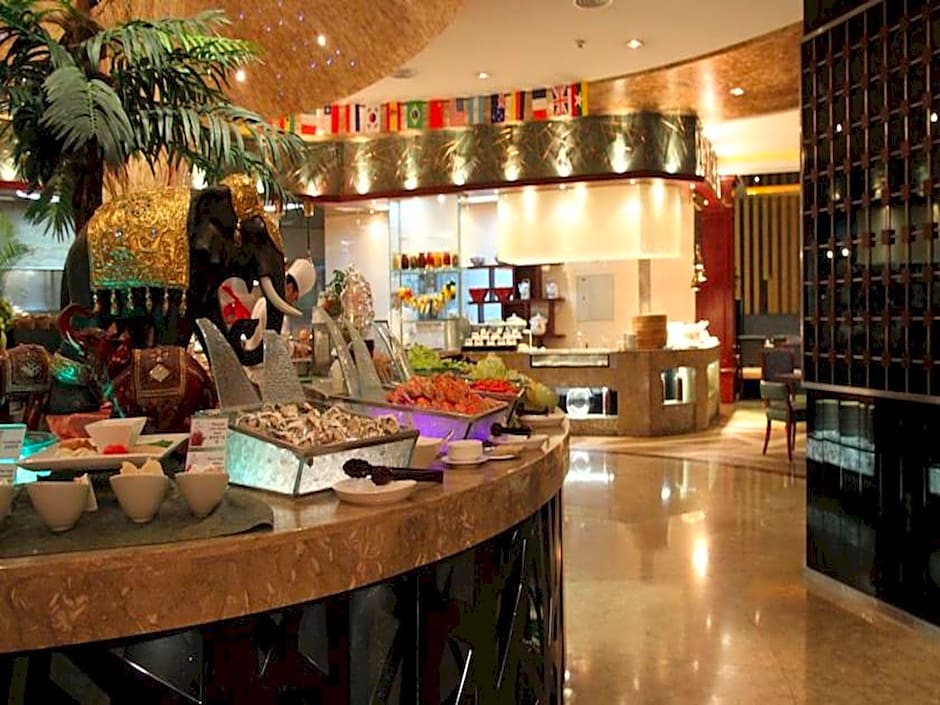 The Pavilion Hotel – Shenzhen, IA