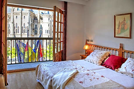 Double or Twin Room with View