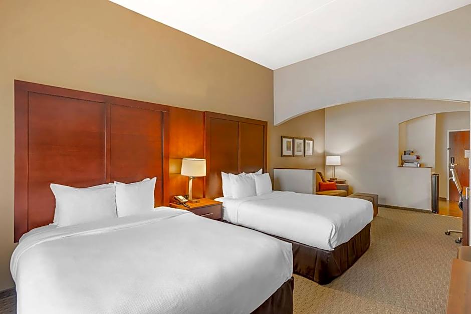 Comfort Suites State College near Penn State