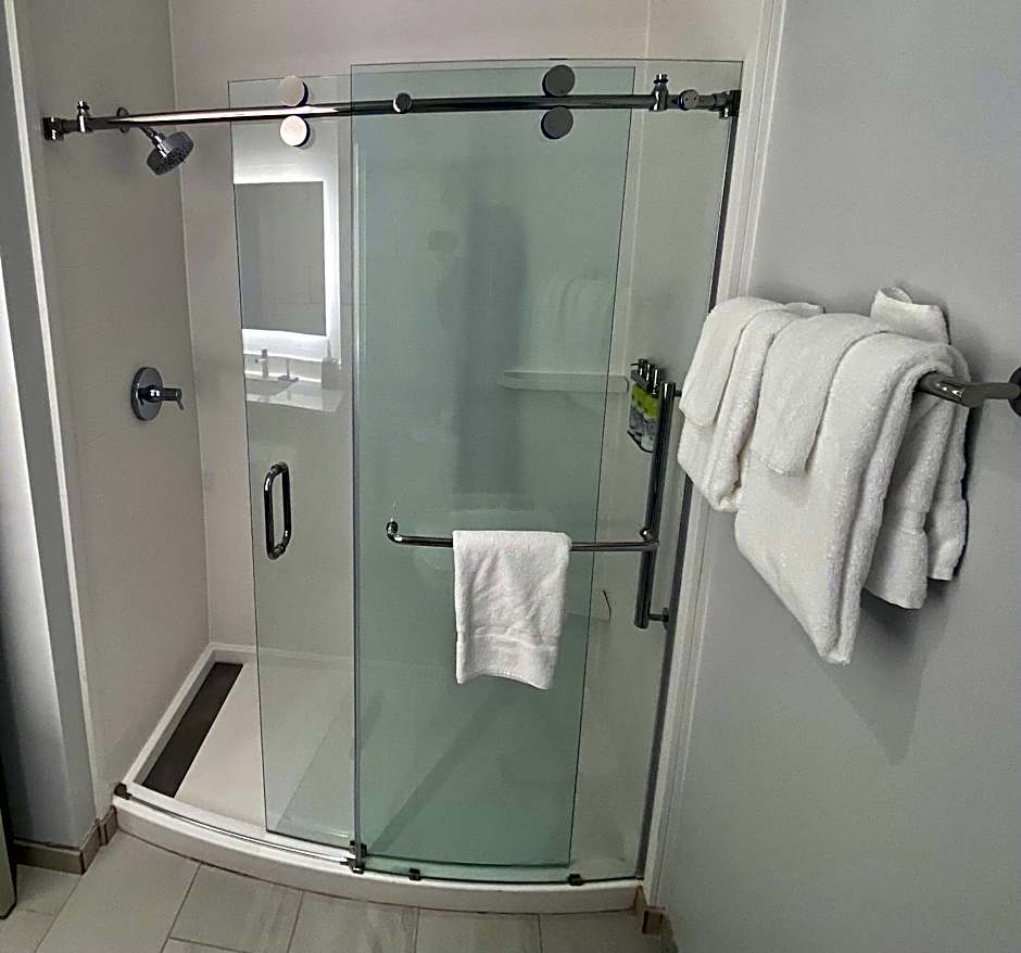 Holiday Inn Express and Suites Dahlonega - University Area By IHG