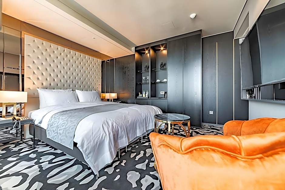 Best Louis Hamilton Hotel westbusan