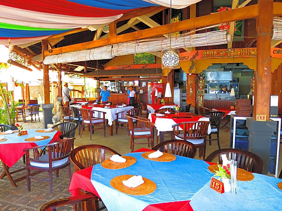 Amed Cafe & Hotel Kebun Wayan