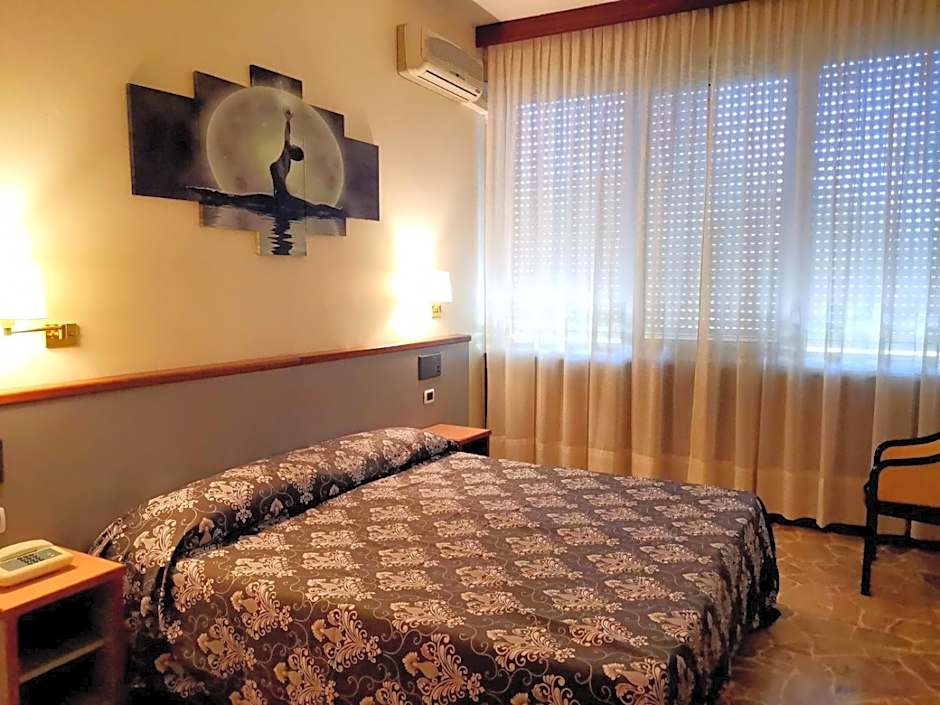 Hotel H&L