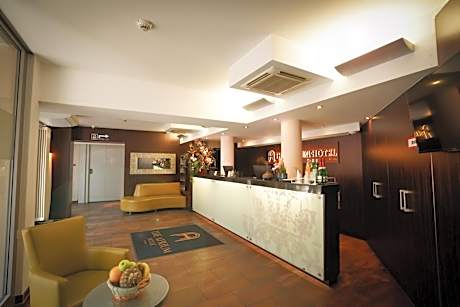The Atrium Hotel