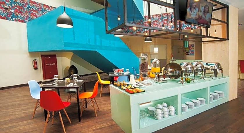 Idoop Hotel by Prasanthi
