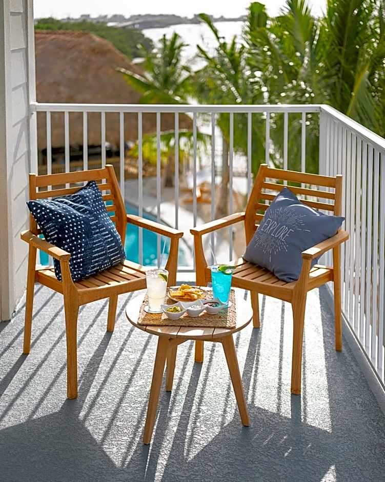 Compass Hotel by Margaritaville Anna Maria Sound