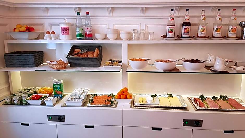 Hotel Cristall - Frankfurt City