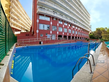 Hotel Seramar Luna-Luna Park