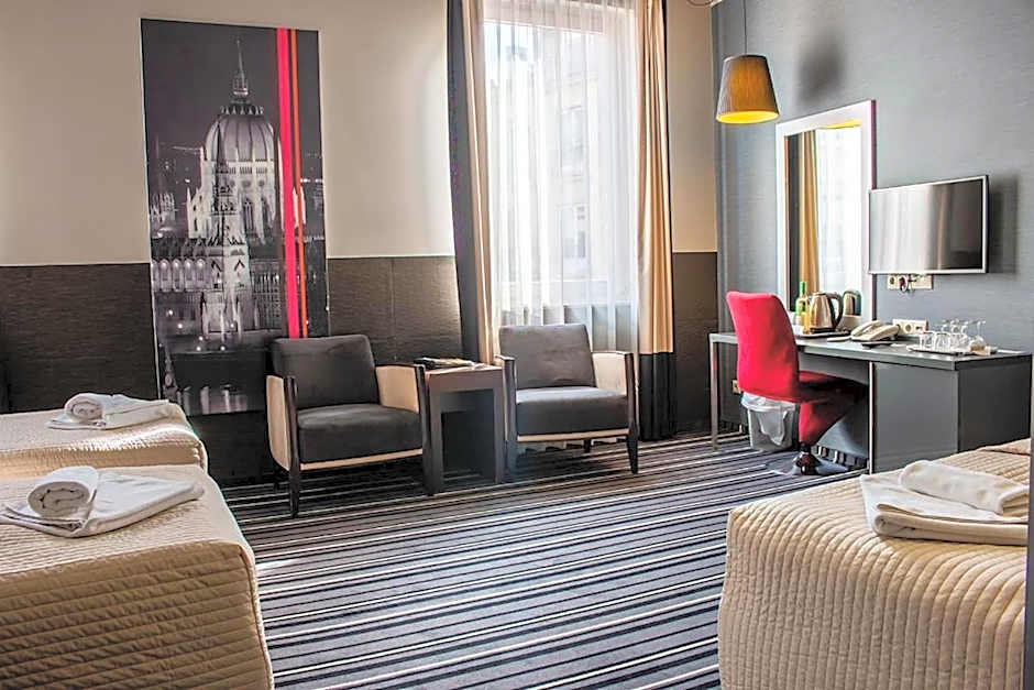 Carat Boutique Hotel