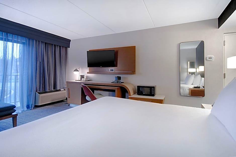 Courtyard by Marriott State College