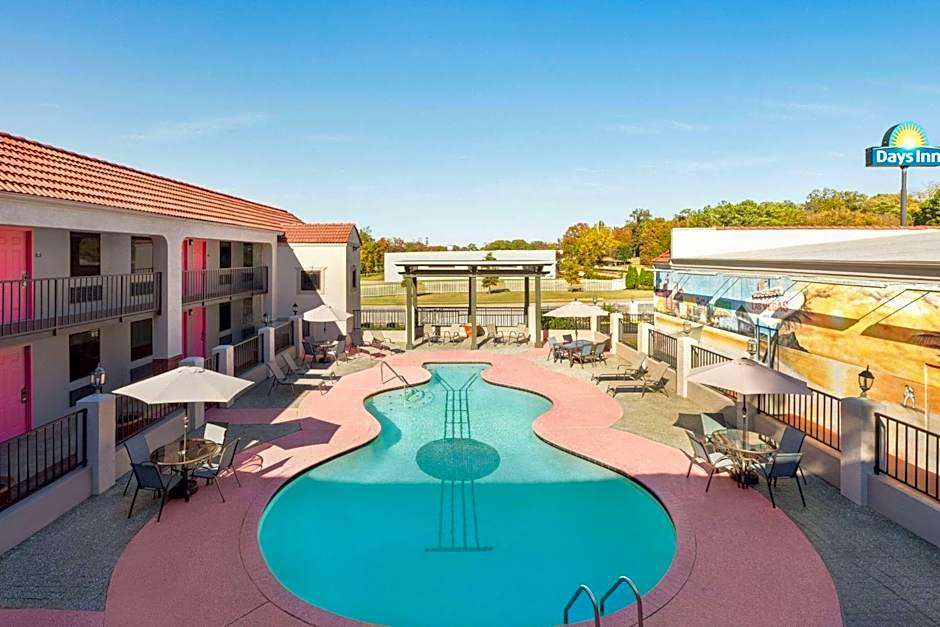 Days Inn by Wyndham Memphis at Graceland