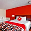 OYO Hotel Moline Downtown IL I-74 North