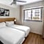 Royal Regency Paris Vincennes