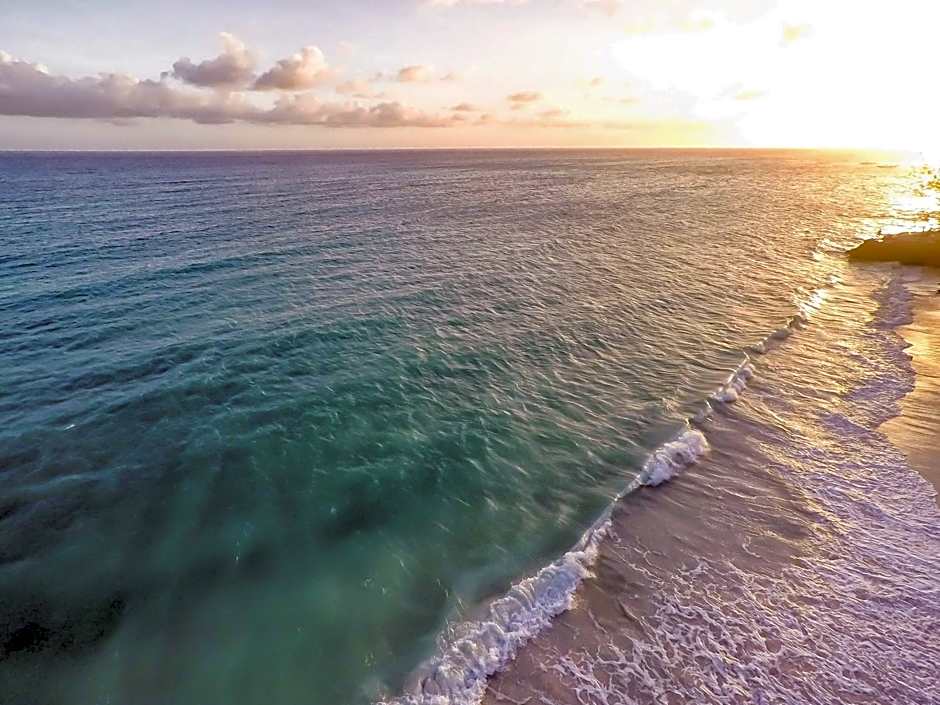 Sea Breeze Beach House All Inclusive by Ocean Hotels