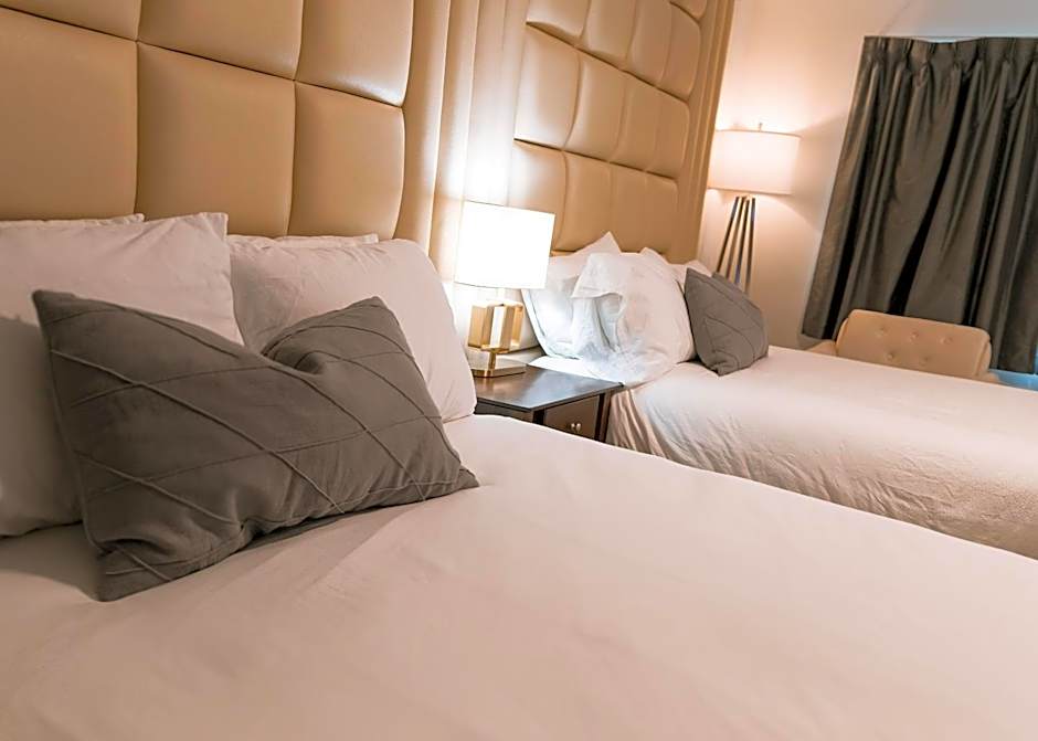 Hotel Civilia Lakeside by Civilia Golf Retreat