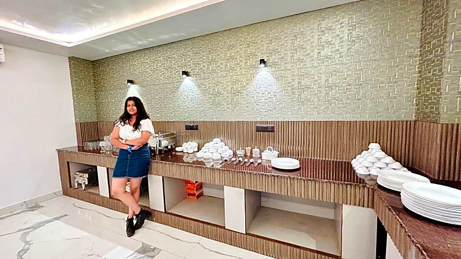 Raksha Suites & Banquet Greater Noida