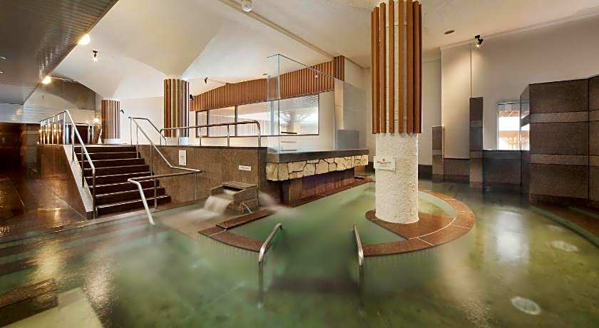 Kamogawa Grand Hotel